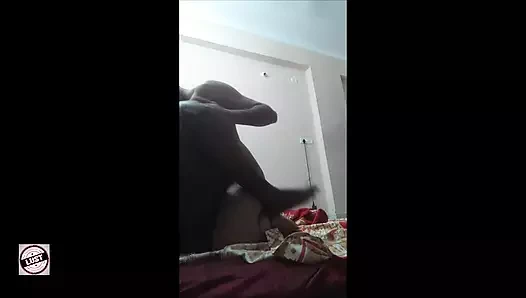 Yakın arkadaşımla pürüzsüz seks bölüm 1