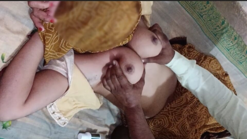 Hintli karı koca masaj ve seks tam vücut masajı ile yağ masajı ve fijical seks
