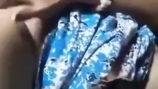 Desi finger se paani