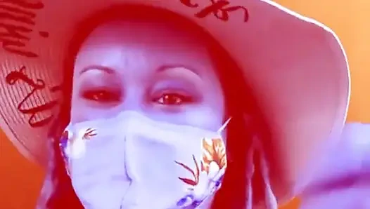 Kadın kılıklı sürtük tüm versiyonlarını eğitiyor plaj videosu