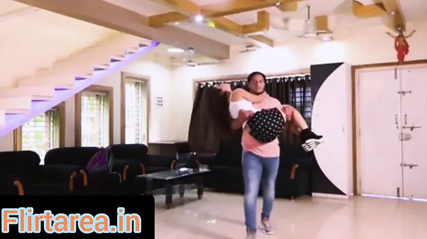 Indian male having sex with her married girlfriend