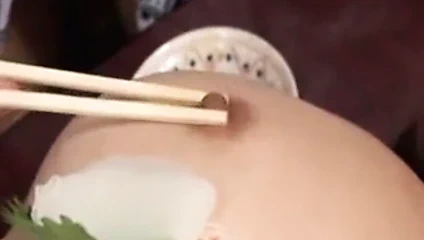 Japon sashimi milf