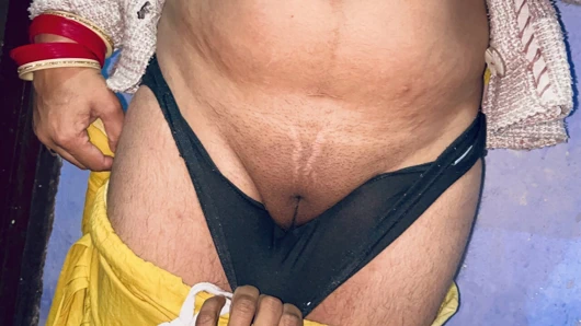 Ateşli yenge amcığını temizliyor yalama videosu