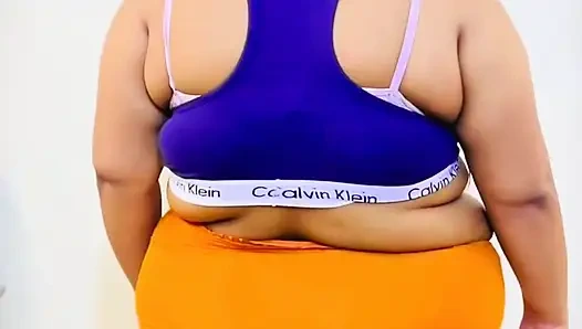 Mallu büyük götlü Hintli tamil yenge