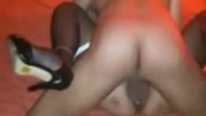 ben onun çinli parisli karısını sikeyim