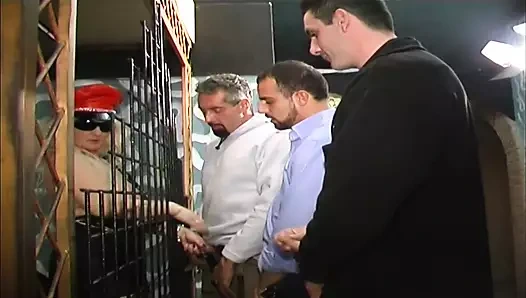 Büyük memeler yaraklar için yalvarıyor #3