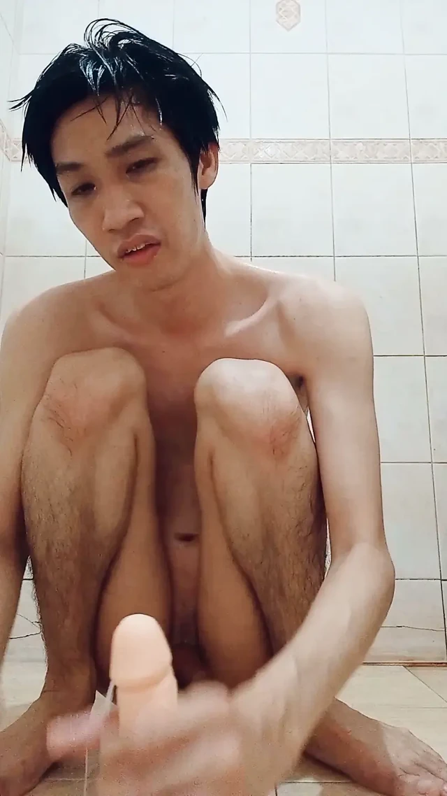 Teetajet Pratumthong Fag Tayland mastürbasyon yap, çişimi iç ve boşal, kıçımı sik, anal