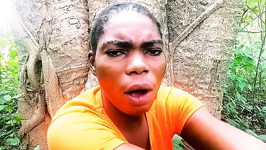 Çalıda sert sikiliyor