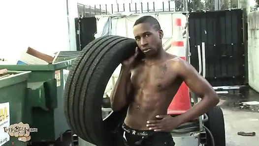 Isaiah Foxx Aka Max Konnor - Thugboy