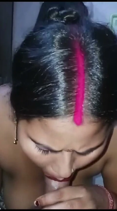 Seksi bhabhi yarağı emerken
