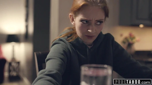 Saf tabu üvey anne-baba ve üvey kardeş hoşgeldin yeni kız kardeş