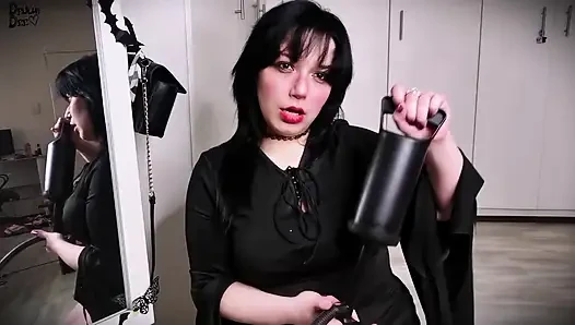 Witch Palm Reader patlana kadar pompalıyor ve üstüne çıkıyor!