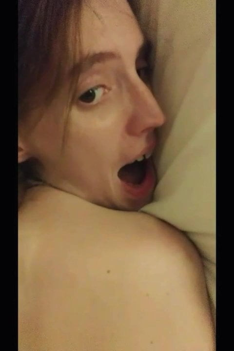 Redhead ginger'ın baba tarafından anal eğitim devam ediyor