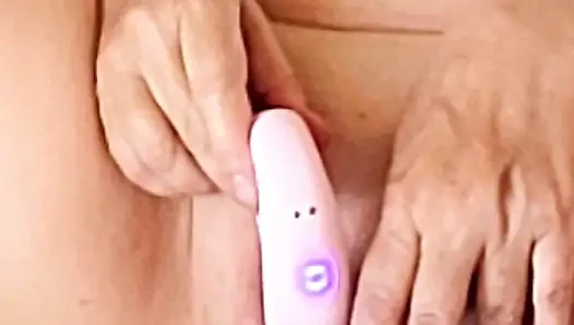 Compilation d’orgasmes avec des MILF matures