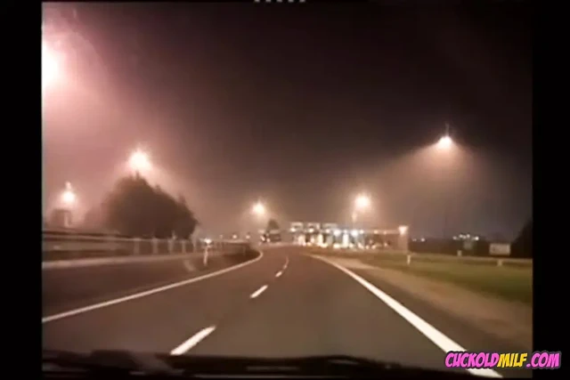 Aldatılan orta yaşlı seksi kadın - aldatan evli kadın