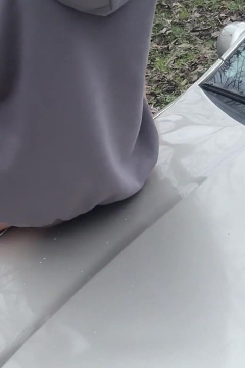 Üniversiteli sürücü öğrenci herkesin içinde