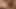 Esmer orta yaşlı seksi kadın kendini parmaklıyor ve sonra kalın yarağa biniyor