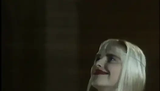 Genç kızlar sert yarakları seviyor