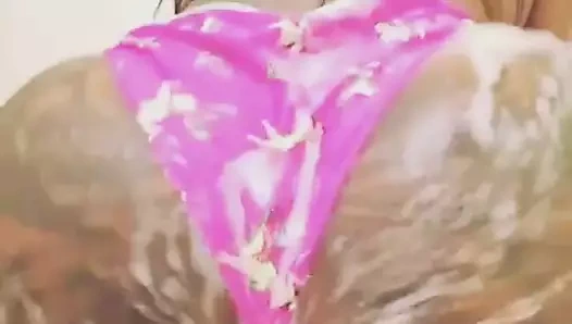 Şişman göt ve amcık thotpocket twerk nn