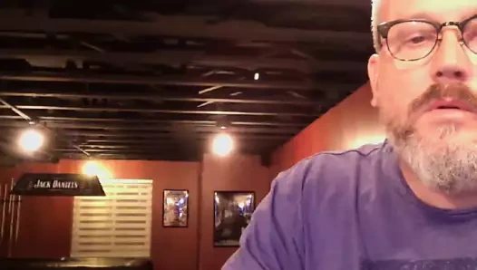 Yakışıklı adım baba kahrolası onun eş