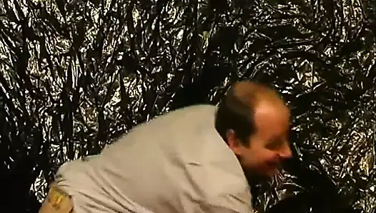 Bir arkadaşımın sarışın kız kardeşi eva'yı – büyük güzel şişkin göğüsleri olan doğulu kızı – beceririm ve onu kaydederim