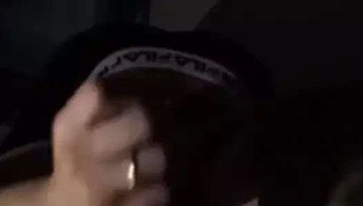 En iyi arkadaşımın karısı bana oral seks yapıyor