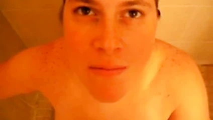 Evli kadının yüzüne boşalma