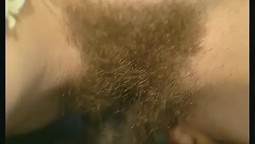 Moana Pozzi Kirli Orospu Büyük Bir Sikte Biniyor