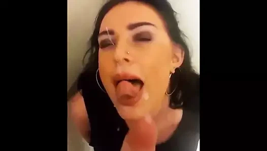 Bakış açısı yüze boşalma 93