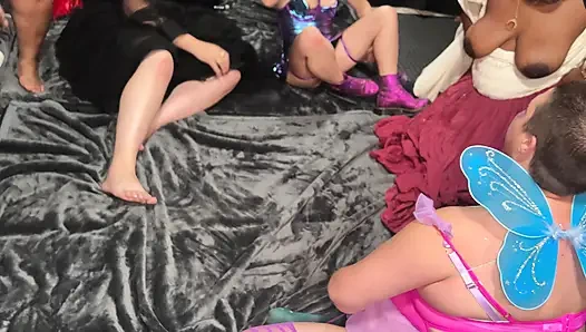 Kütüphane perisi lezbiyen foray - cliff media productions