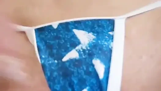 Orta yaşlı seksi kadın amcık 4 Temmuz'da sikişiyor