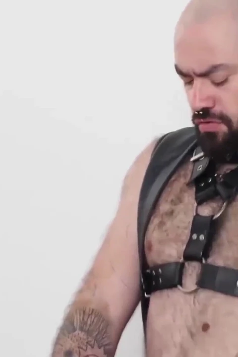 Bearfilms bdsm ayı silian ve tom fox ile prezervatifsiz