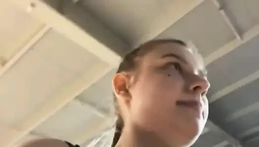 Intense sex with Jucierssy at the gym