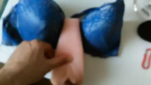 Sikme oyuncak kedi ve cumshot üzerinde değil benim anne sutyen