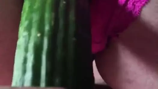 Bbw sürtük pet-salatalık ile fuşya külot yine üzerinde 3