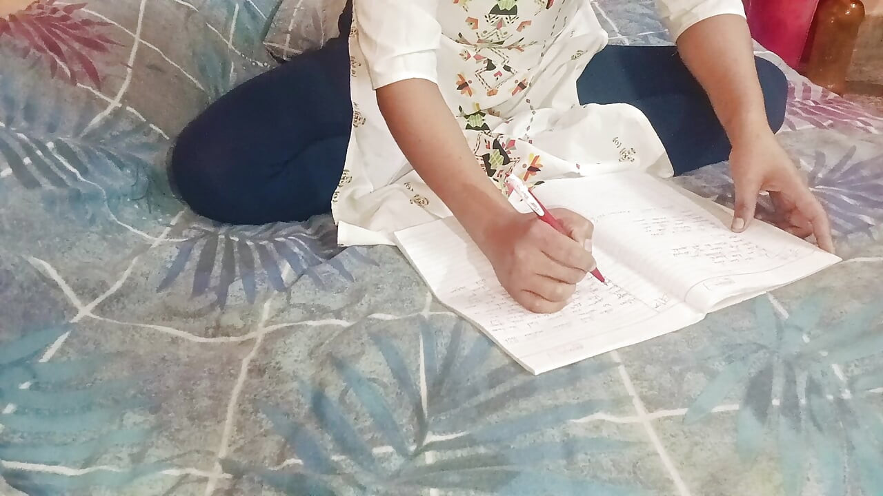 Indian hot school girlfriend sex videos hindi talk