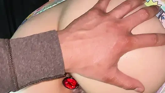 Snowbunny naruto kıyafetiyle siyah yarağı alıyor