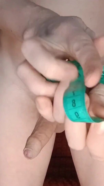 Heteroseksüel bir gencin ilk eşcinsel porno oyuncu seçmeleri anal mastürbasyon ve bacaklarını sallayarak prostat orgazmı ile sona erdi | Klip 1