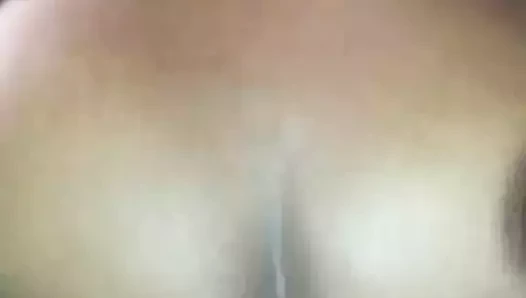 Tamirci ortaya çıktığında porno izliyor ve bu oldu