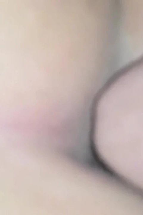 Karımın götüne işiyorum