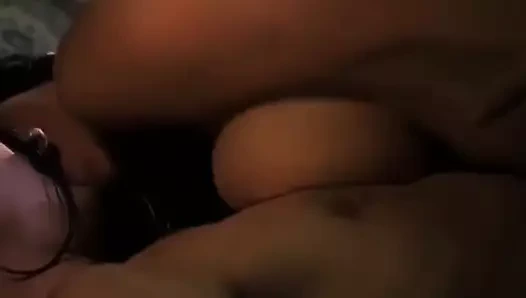 Jennifer connelly ile ona büyük doğal göğüsleri içinde bir seks sahnesi