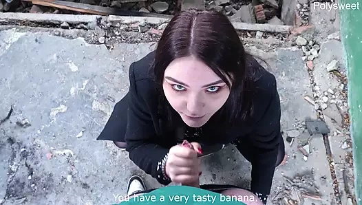 Yüz ile bir blogger ağzına becerdin