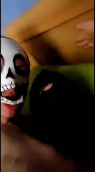 O ve ben hardcore maskeler lanet