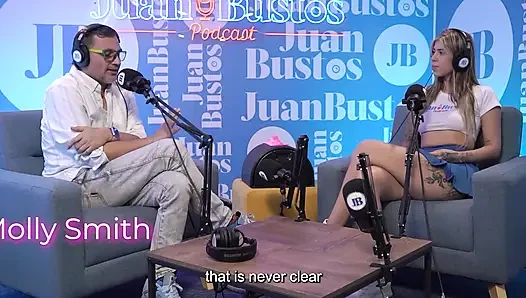Oyuncaklarından daha iyi! Mollysmith Juan Bustos Podcast'te Sybian makinesinin her yerine fışkırtıyor