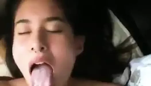 esmer cummed içinde dil