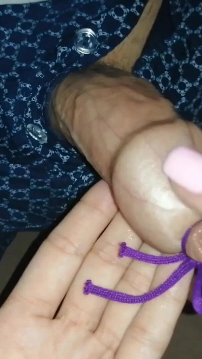 31 dakika sünnete bağlı! Sonra bir sürü boşalma ve muhteşem bir boşalma | Klip 2