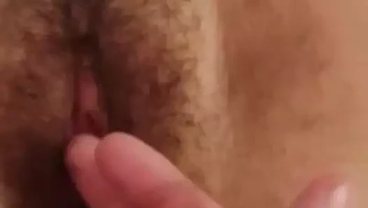 ich finger meine Ehefotze geil ab