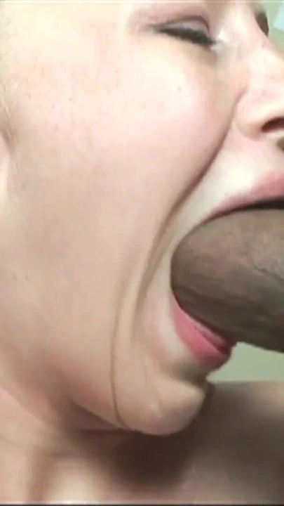 Ağıza boşalma anı "iki bbcs hisse bir esmer sürtük içinde bir fmm ırklararası 3some"
