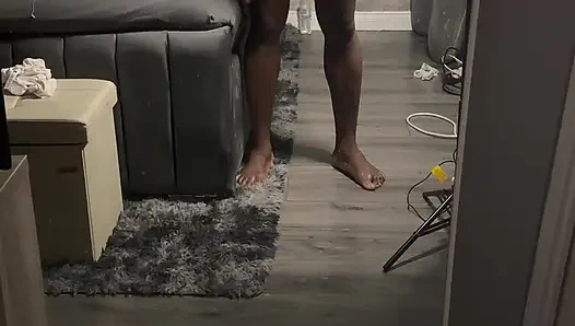 Üzgünüm beni affettin şimdi sıkı beyaz amcığını büyük zenci yarağımla siktim