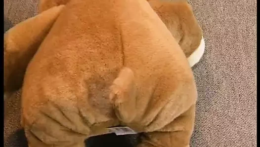 John fingrt seine Stieftochter Sussi